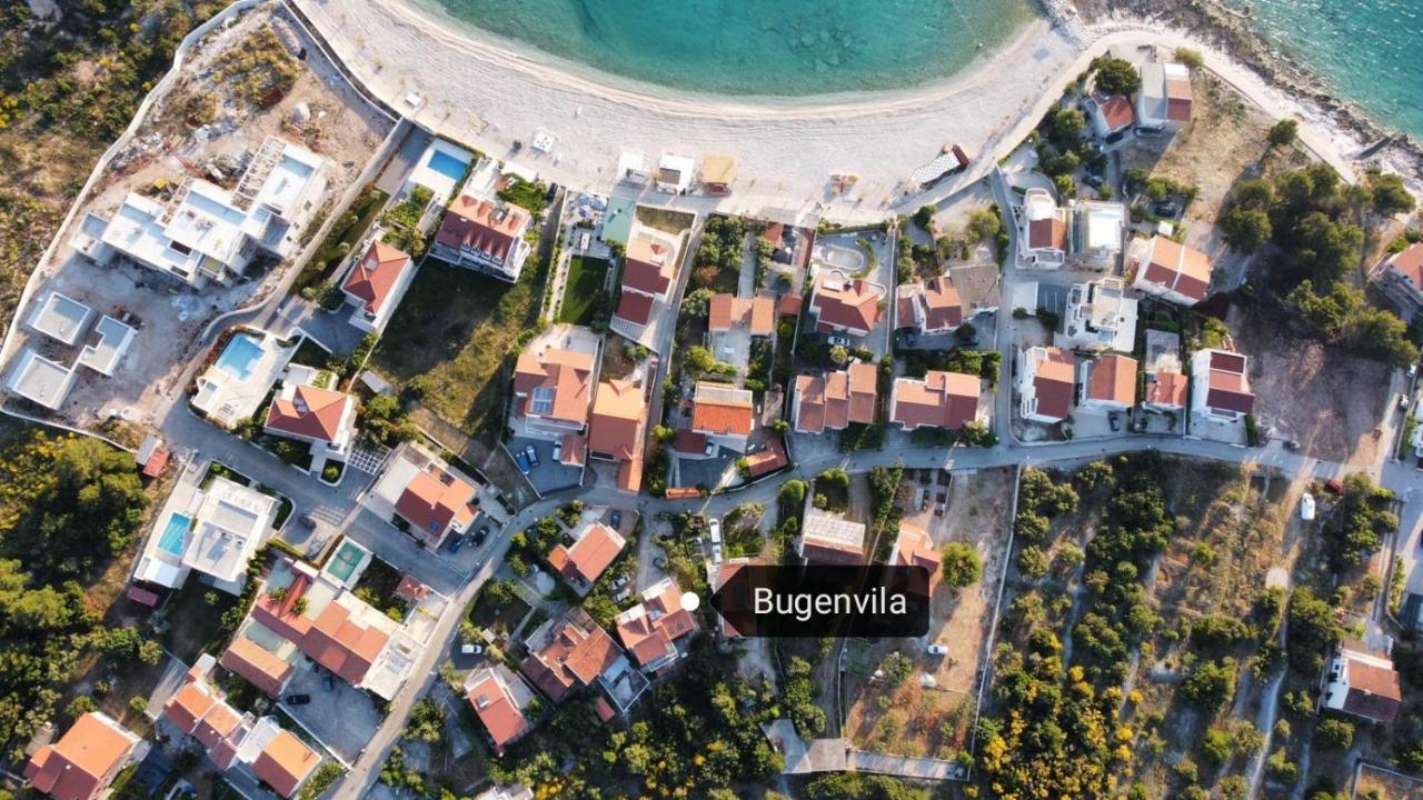Bugenvila 罗戈兹尼察 外观 照片